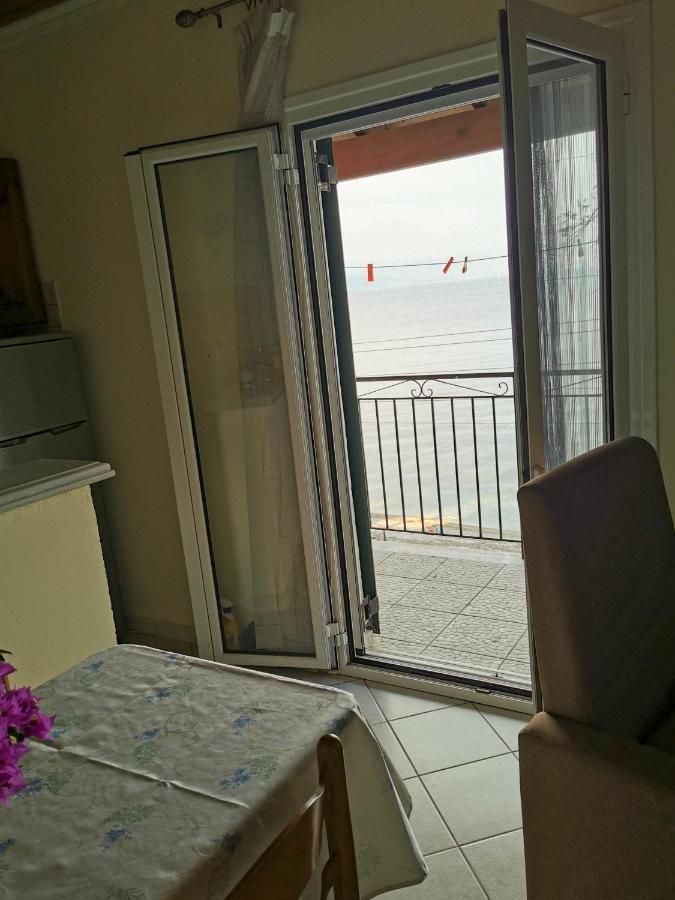 Marina Apartment Perama  Exterior photo